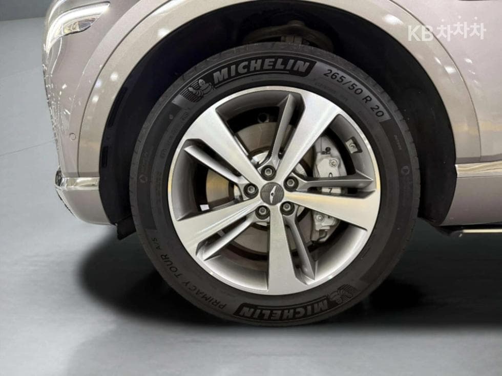 Genesis GV803.5 Turbo Gasoline AWD - 5