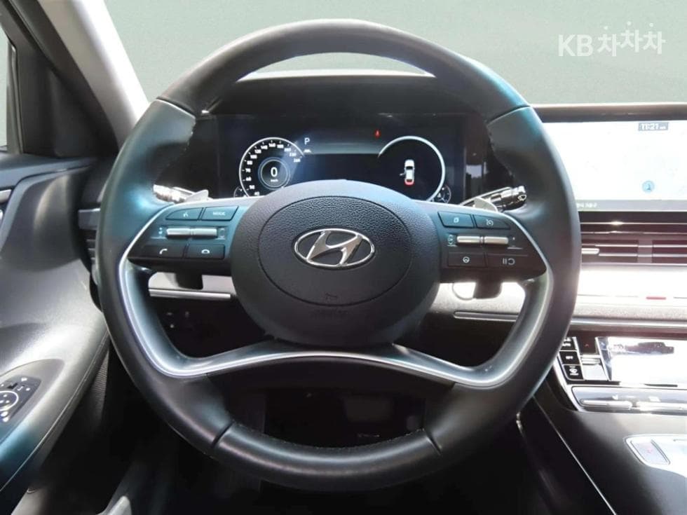 Hyundai The New (facelift) Grandeur (Azera)2.5 Premium - 18