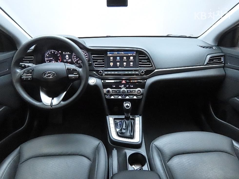Hyundai The New (facelift) Avante (Elantra) ADSmartstream G1.6 Smart초이스 - 6