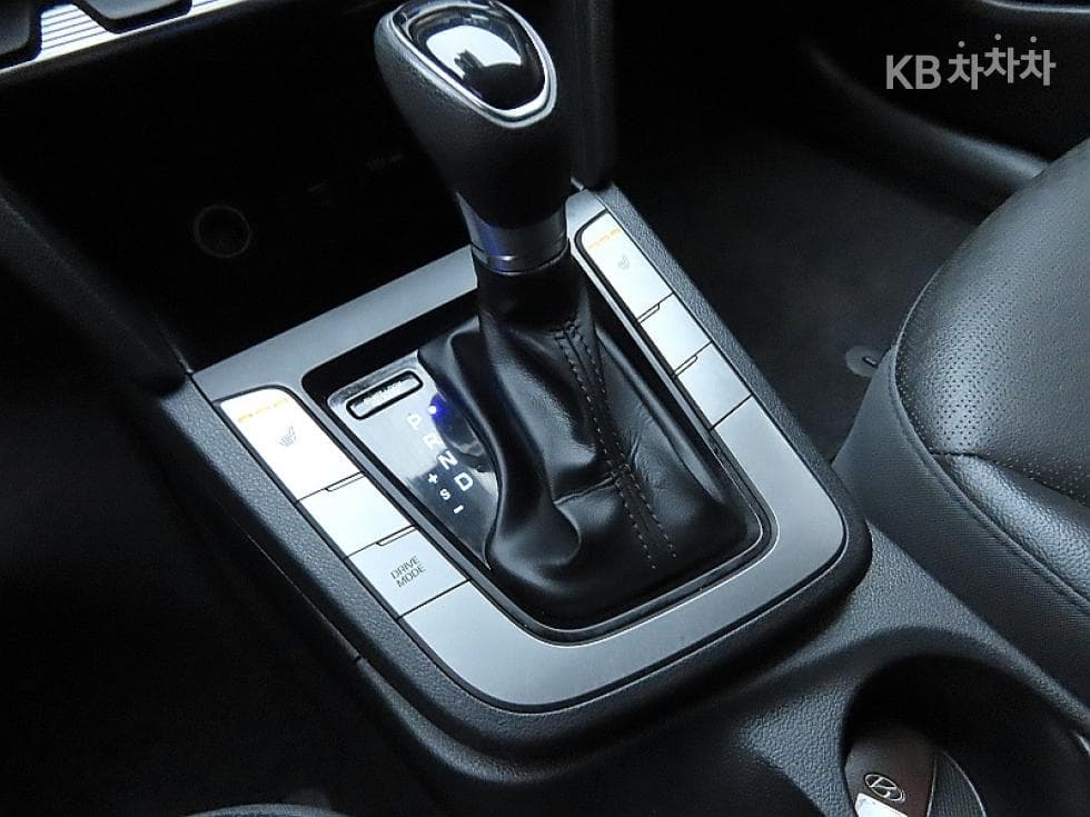 Hyundai The New (facelift) Avante (Elantra) ADSmartstream G1.6 Smart초이스 - 9