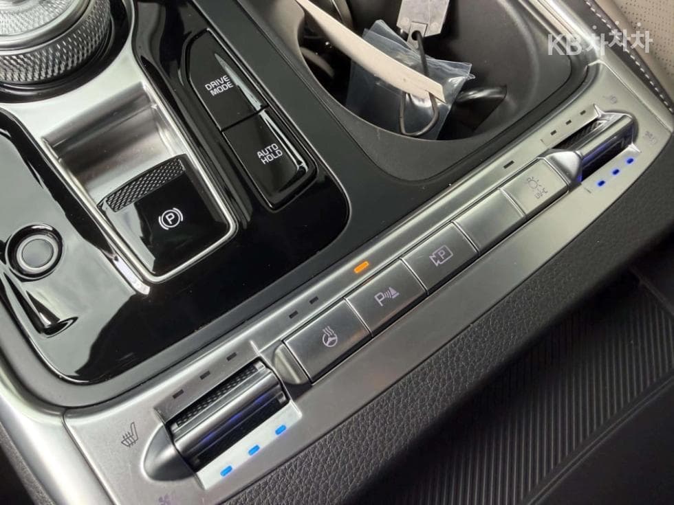 Kia The New (facelift) Carnival Hybrid 4th generation1.6 HEV 9-seater Gravity - 18