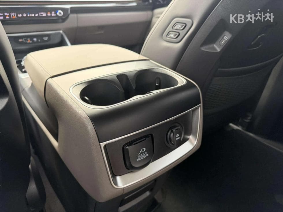 Kia The New (facelift) Carnival Hybrid 4th generation1.6 HEV 9-seater Gravity - 24