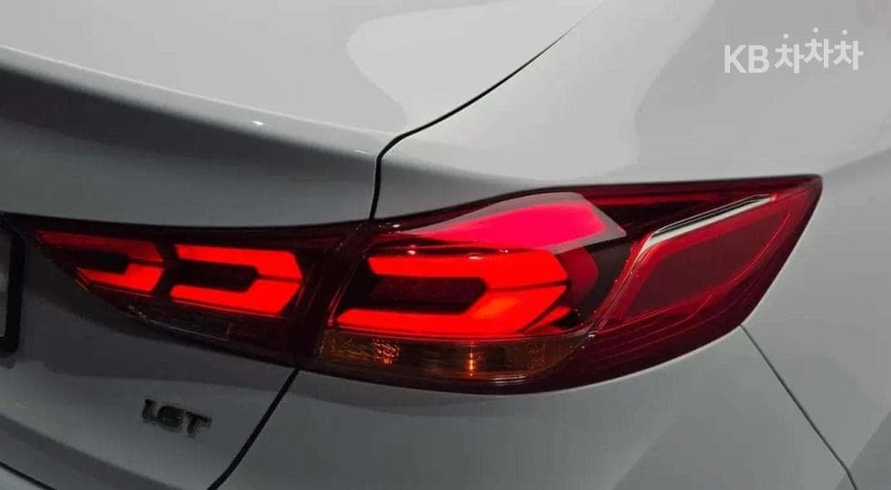 Hyundai Avante (Elantra)AD1.6 Turbo Gasoline Direct Injection 스포츠 - 18