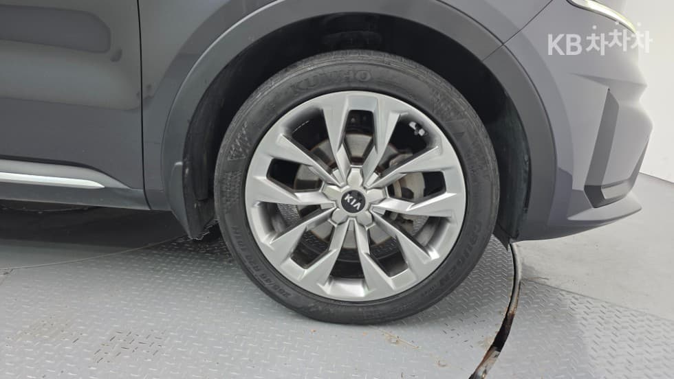 Киа Sorento 4-то поколение2.2 Дизел 2WD Престиж - 7