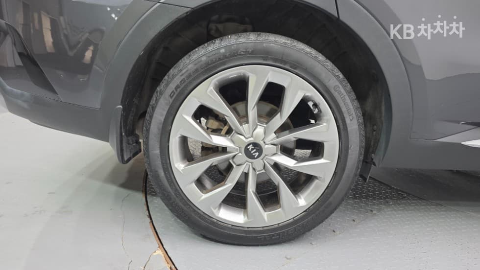 Киа Sorento 4-то поколение2.2 Дизел 2WD Престиж - 8