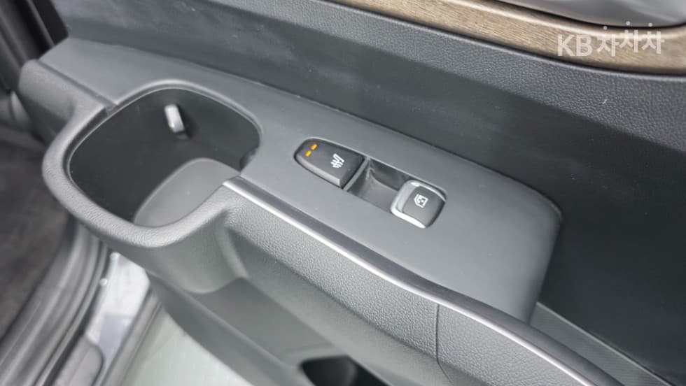 Киа Sorento 4-то поколение2.2 Дизел 2WD Престиж - 12