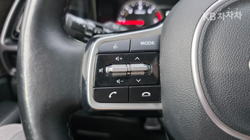 Киа Sorento 4-то поколение2.2 Дизел 2WD Престиж - 25