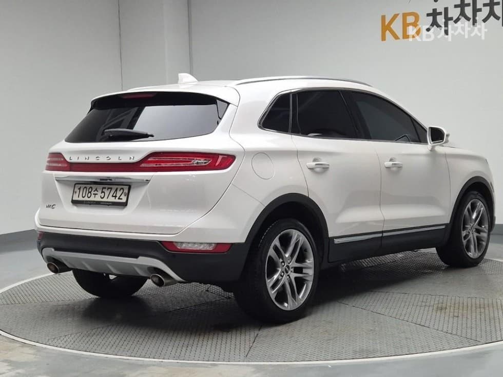링컨 MKC2.0 AWD 리저브 - 3