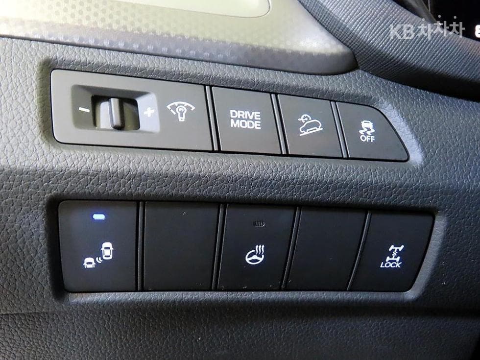 Хюндай The New (фейслифт) 맥스CruzeБензин(람다)3.3V6 GDi 4x4 Exclusive 6Местен - 14