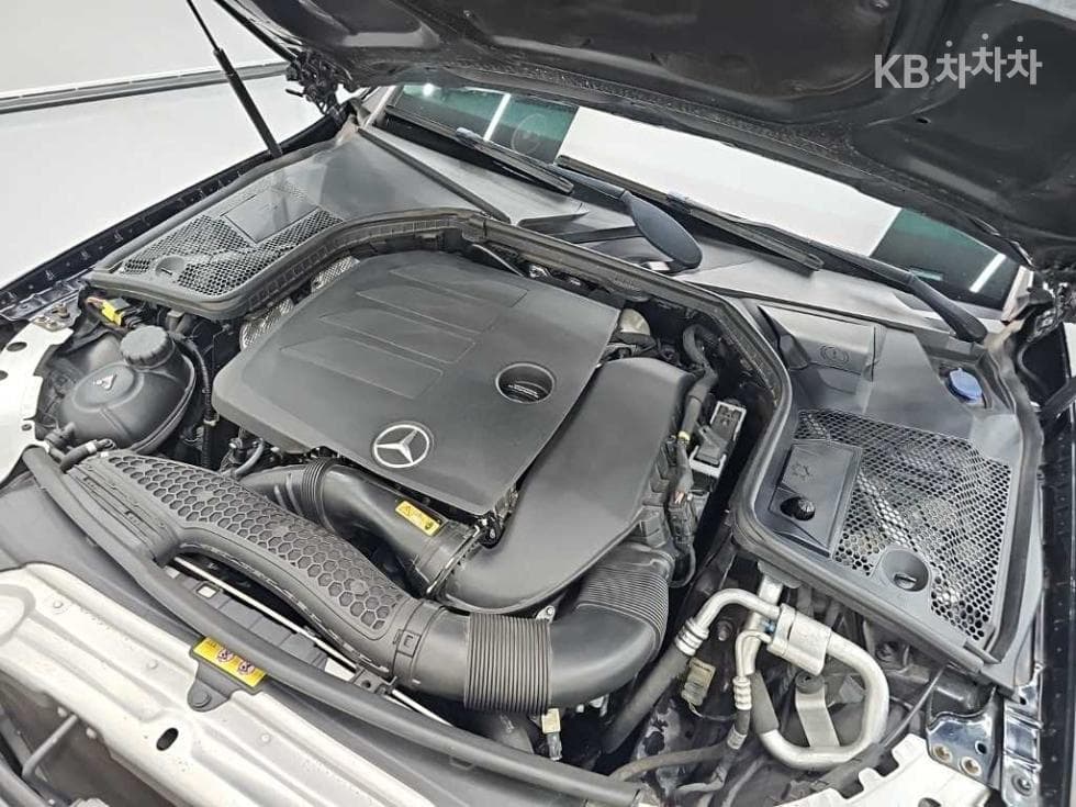 Mercedes-Benz The New (facelift) C-ClassC200 Avantgarde W205 - 5