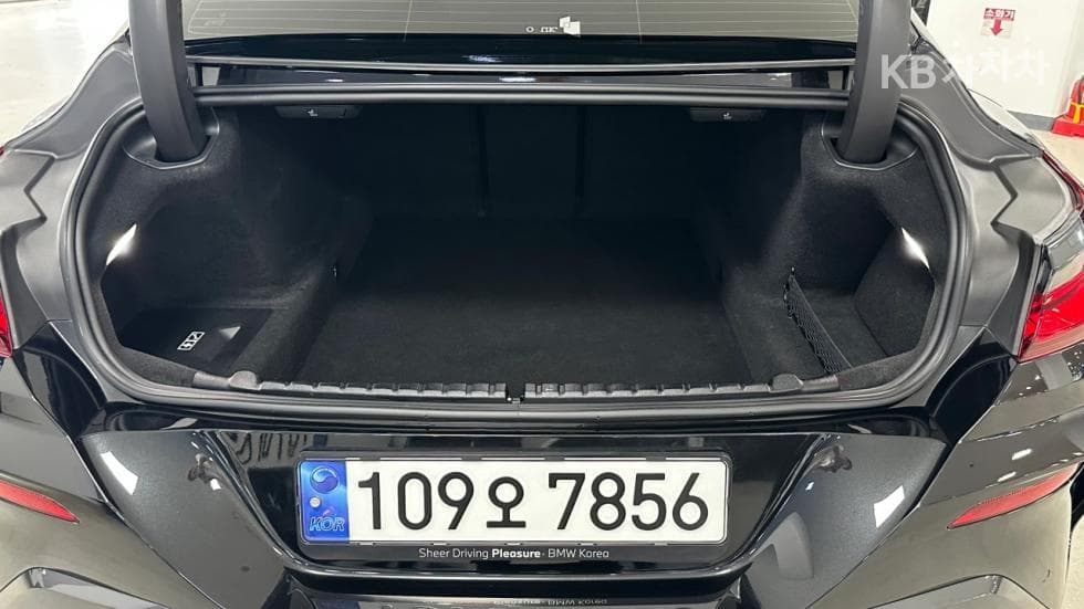 BMW 8시리즈 (G15)M850i xDrive Gran Coupe M Performance - 24