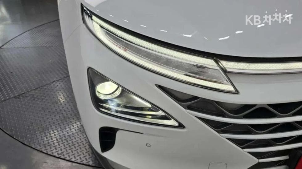 Hyundai NexoPremium - 16