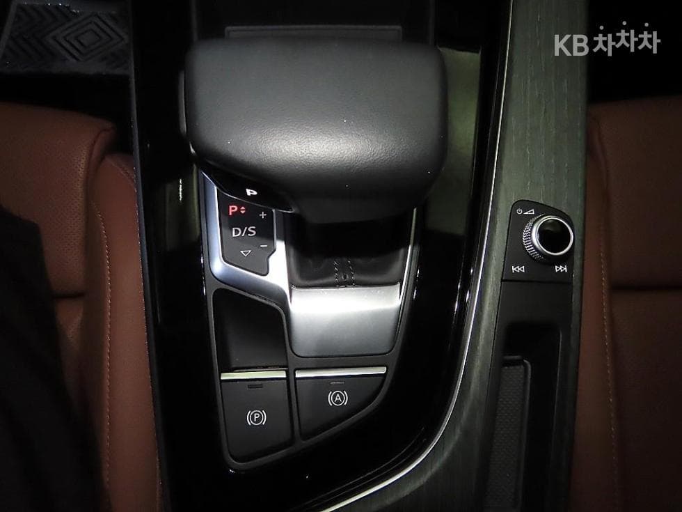 Audi A5(8W6)45 TFSI Quattro Coupe Premium - 12