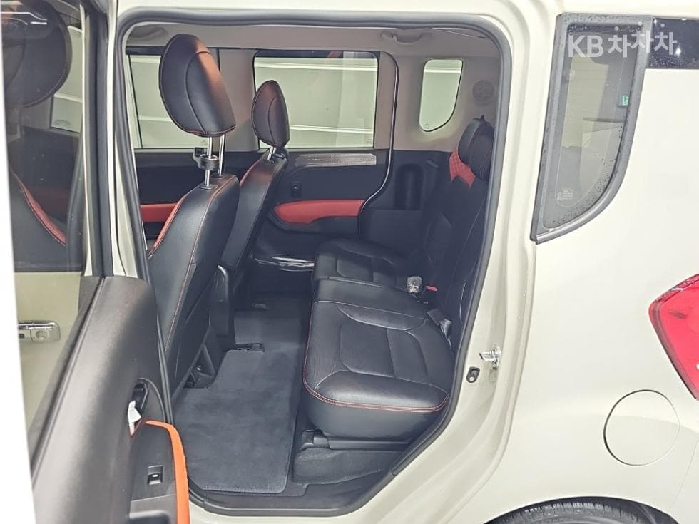 Kia The New (facelift) Ray (van)1.0 Gasoline Signature - 12