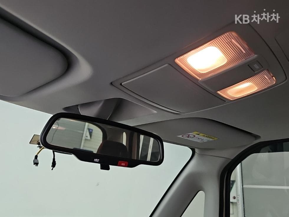 Kia The New (facelift) Ray (van)1.0 Gasoline Signature - 17