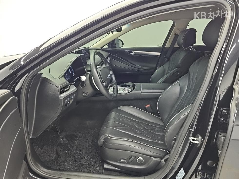 Genesis G80(RG3)2.2 VGT AWD - 11