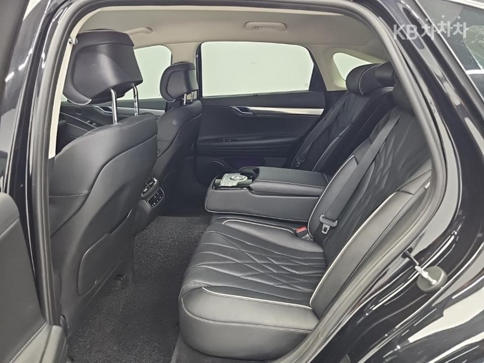 Genesis G80(RG3)2.2 VGT AWD - 12