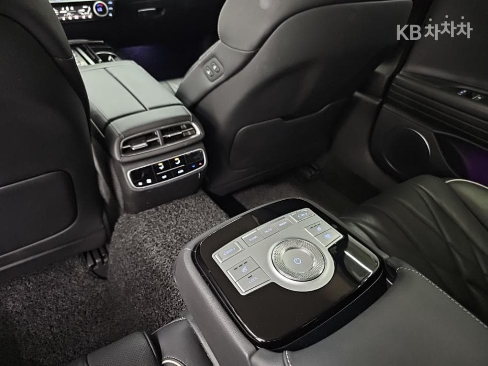 Genesis G80(RG3)2.2 VGT AWD - 13