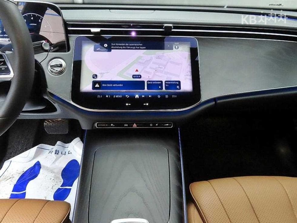 Mercedes-Benz E-클래스 (W214)E200 Avantgrade - 15