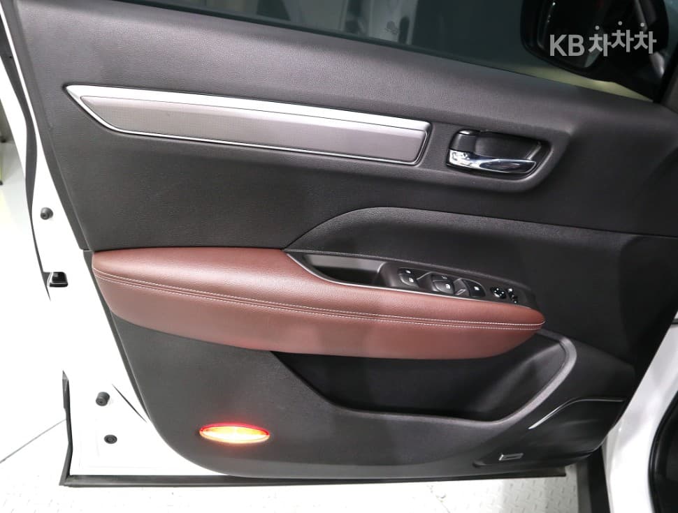 Рено Корея QM62.0 2WD RE Стандартен - 8