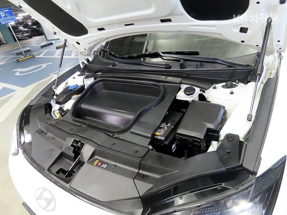 Хюндай IONIQ 6(CE)Long Range AWD Престиж - 19