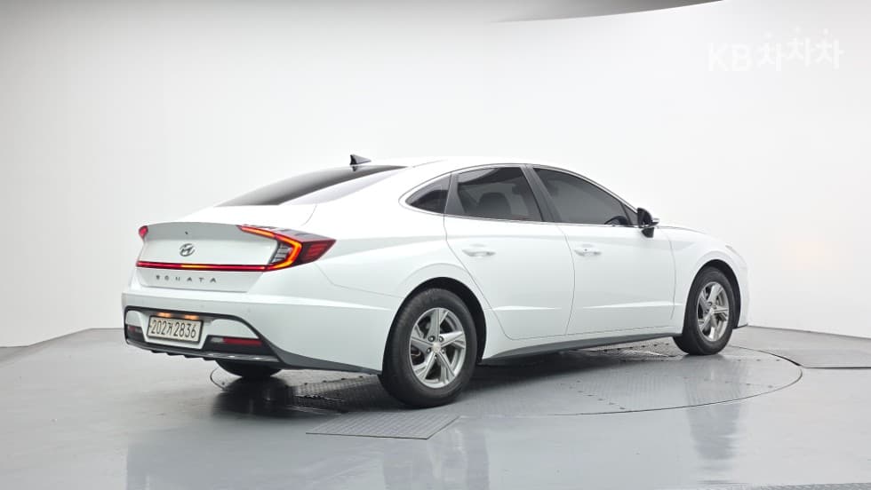 Hyundai Sonata (DN8)2.0 LPG Rental car Style - 2