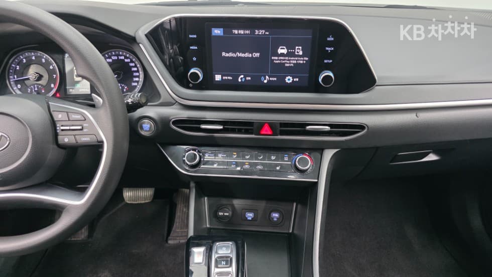 Hyundai Sonata (DN8)2.0 LPG Rental car Style - 19