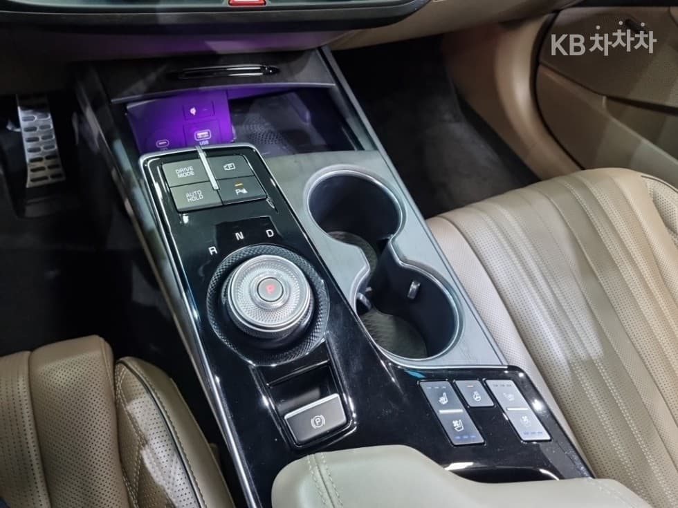 Киа K83.5 Бензин Signature - 14