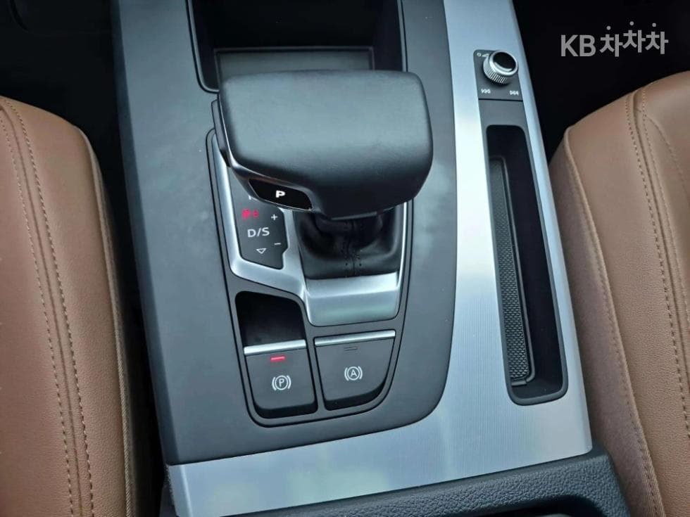 Ауди The New Q5(FY)45 TFSI Quattro Стандартен - 9