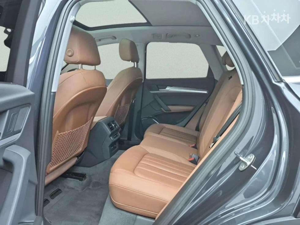 Ауди The New Q5(FY)45 TFSI Quattro Стандартен - 11