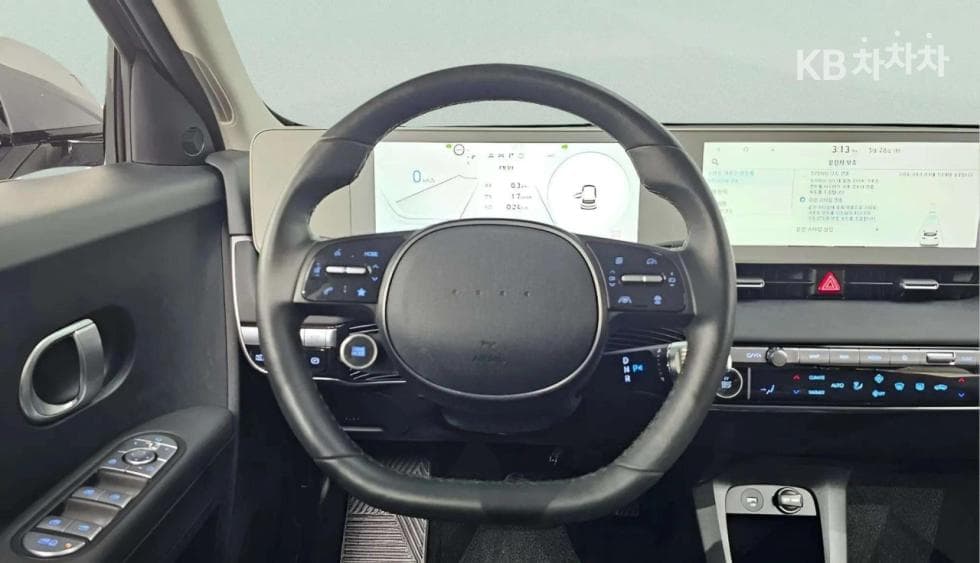 Хюндай IONIQ 5Long Range AWD Exclusive - 17