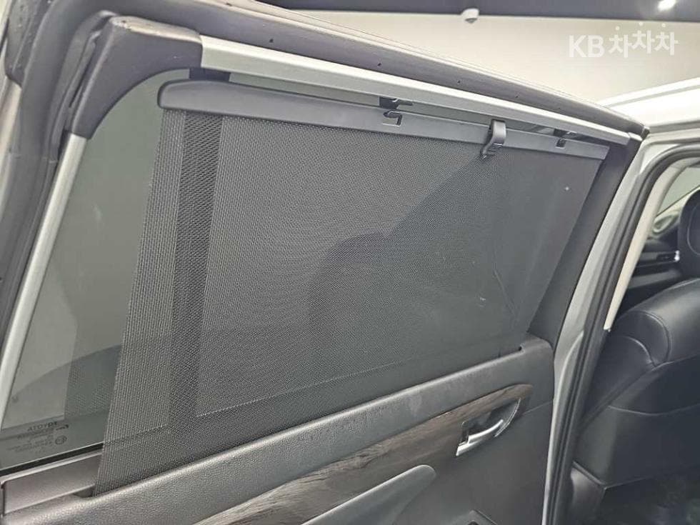 Toyota 하이랜더(UX70)2.5 HEV Limited - 13