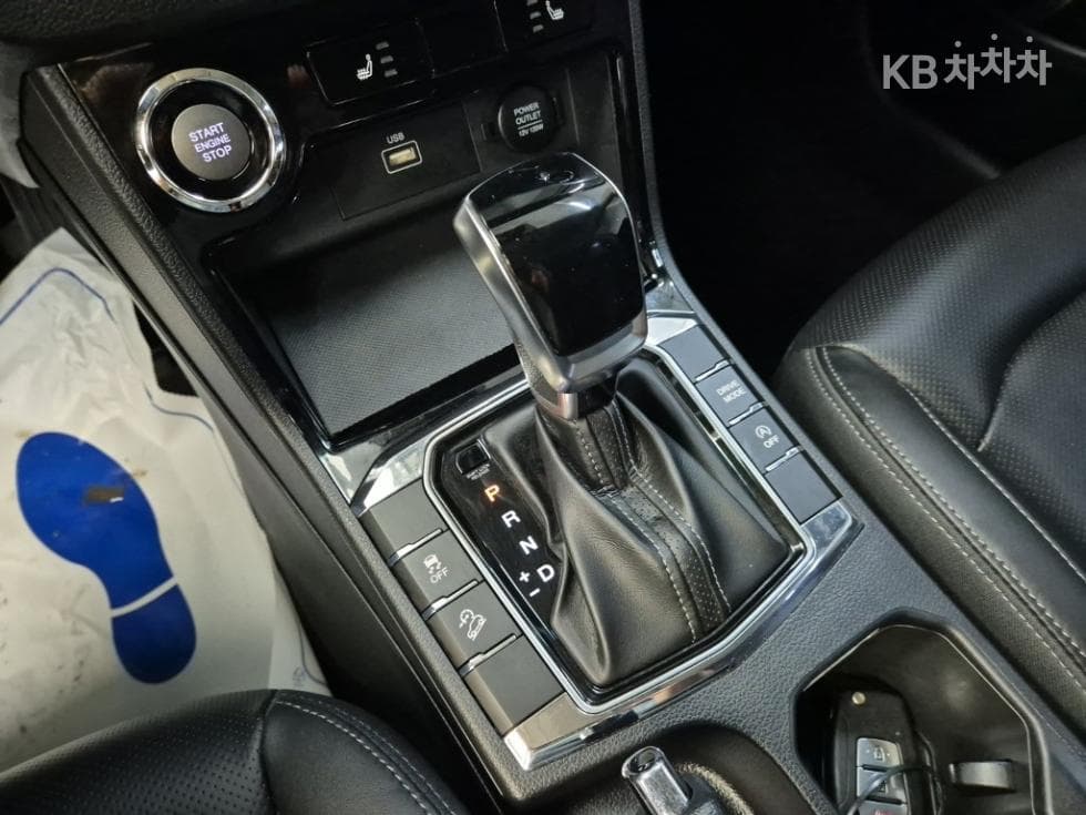 КейДжи Мобилити 뷰티플 코란도1.5 GDi Turbo 2WD C5 - 8