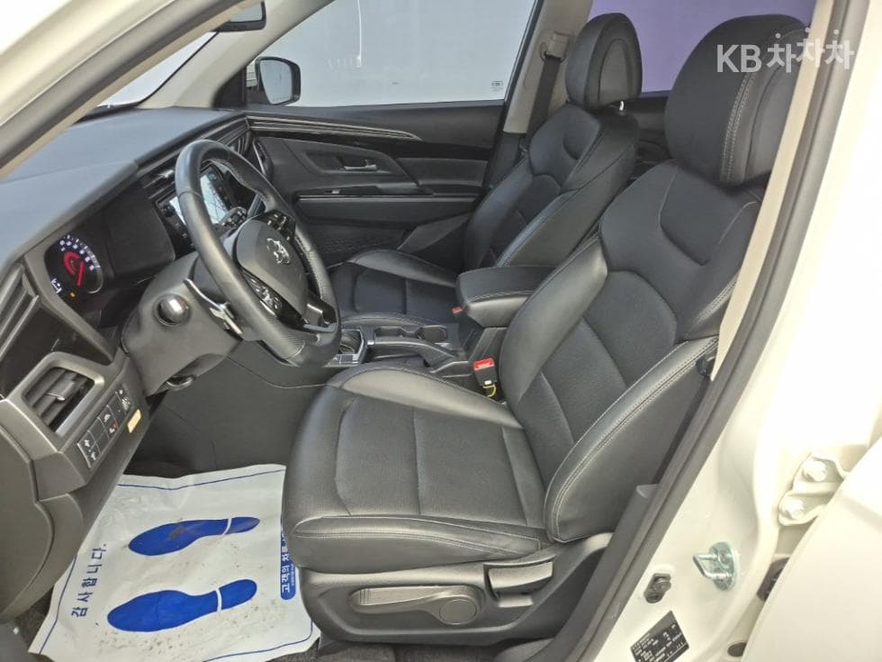 КейДжи Мобилити 뷰티플 코란도1.5 GDi Turbo 2WD C5 - 11