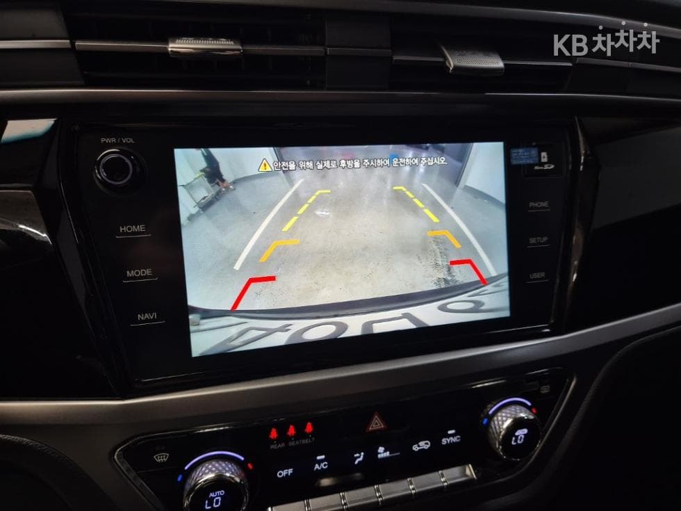 КейДжи Мобилити 뷰티플 코란도1.5 GDi Turbo 2WD C5 - 14