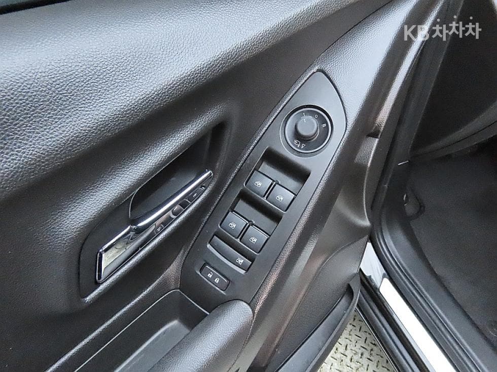 GM Korea The New (facelift) Trax1.4 레드라Seater Premiere - 13