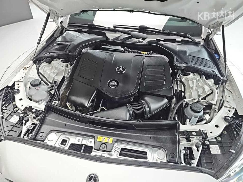 Mercedes-Benz C-Клас 6세대(W206)C200 AMG Line - 5