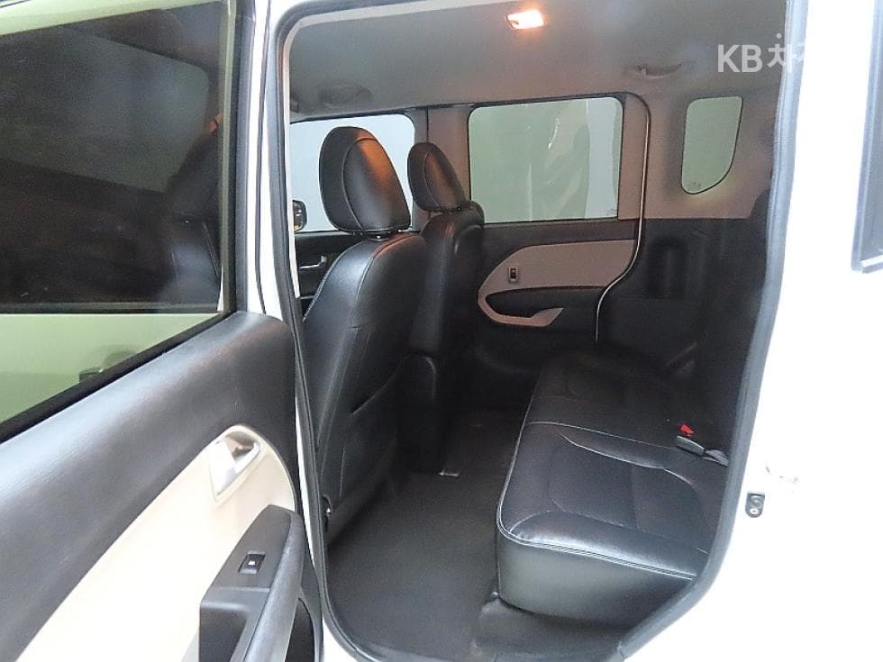 Kia Ray (van)1.0 Gasoline Luxury - 11