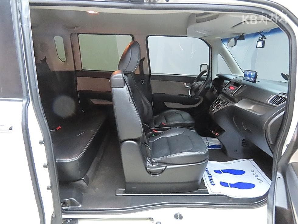 Kia Ray (van)1.0 Gasoline Luxury - 12
