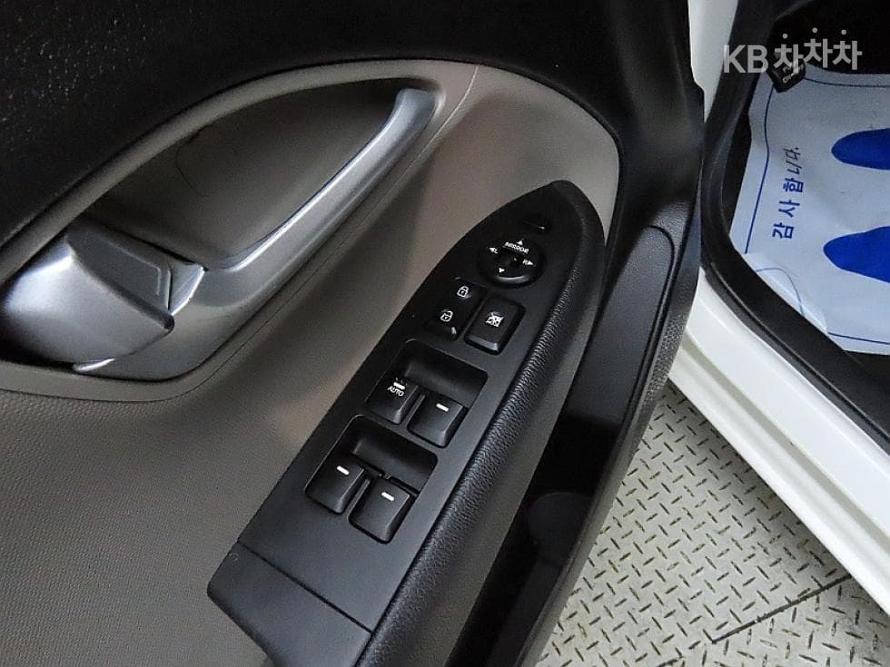 Kia Ray (van)1.0 Gasoline Luxury - 14