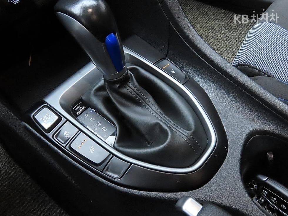 Hyundai Veloster(JS)1.4 Turbo Gasoline Direct Injection Modern - 9