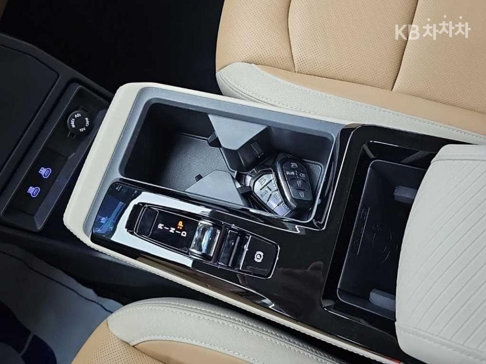 KG Mobility 엑티언 Hybrid(J120)2WD S8 Standard - 8
