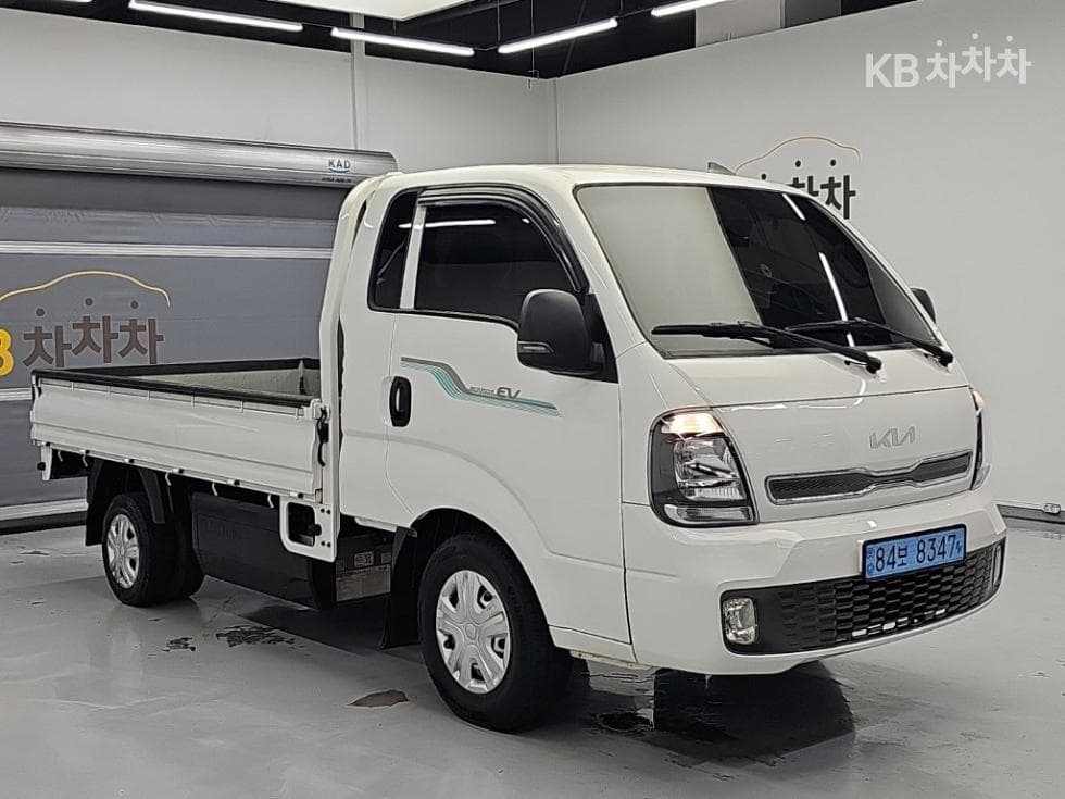 Kia The New (facelift) Bongo 3 (light truck) EV1 Ton 2WD Extra Long King Cab GLS - 4