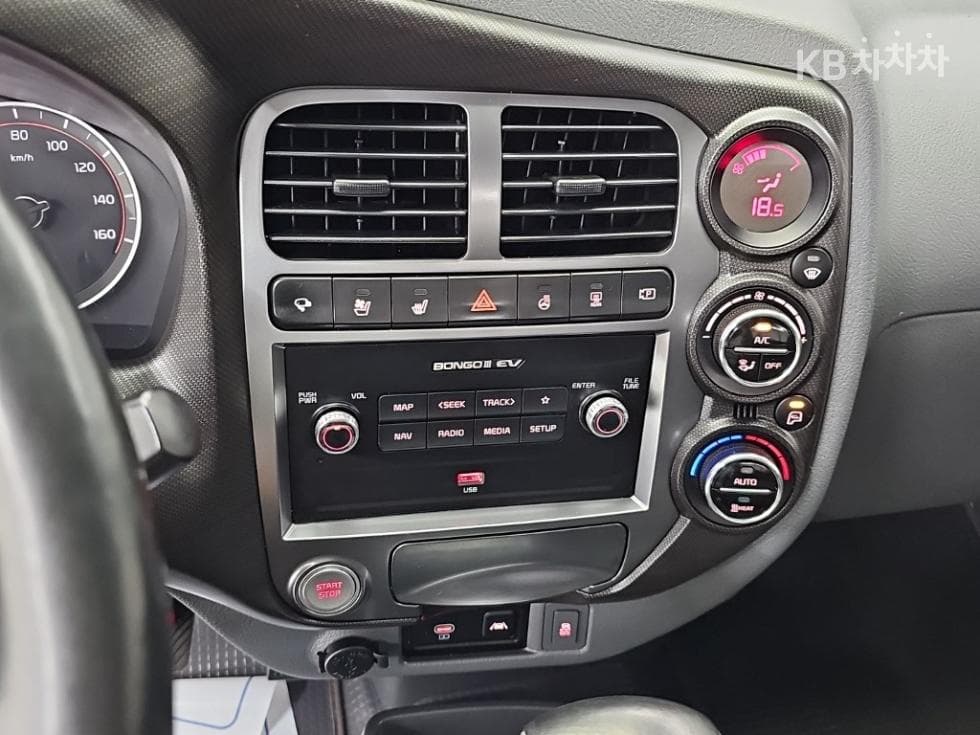 Kia The New (facelift) Bongo 3 (light truck) EV1 Ton 2WD Extra Long King Cab GLS - 9