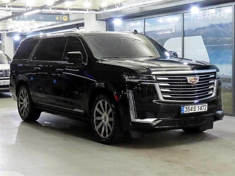 캐딜락 ESCALADE(5세대) 6.2 V8 ESV Sport Platinum - Image 1
