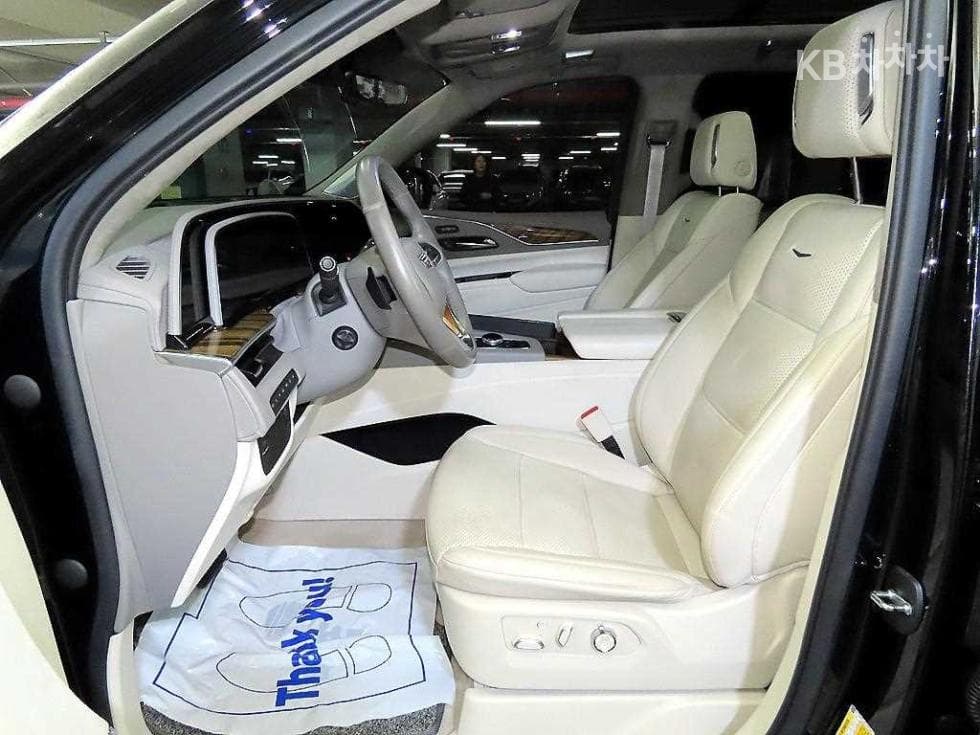 캐딜락 ESCALADE(5세대)6.2 V8 ESV Sport Platinum - 6