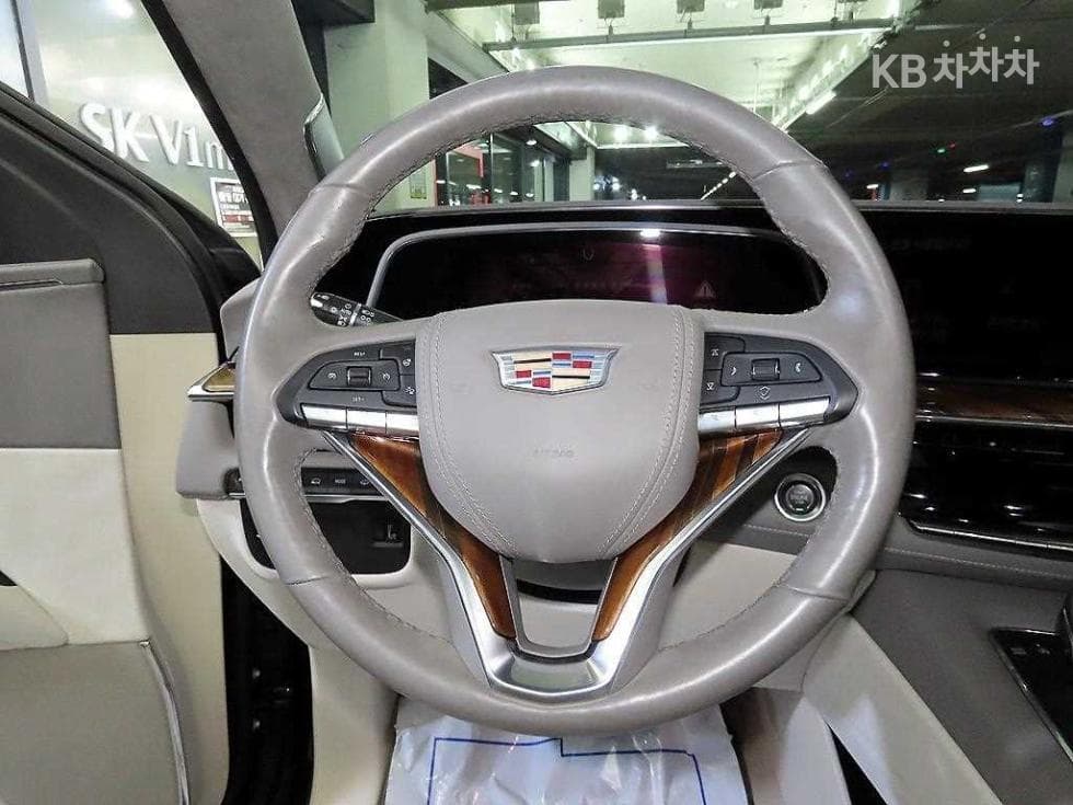 캐딜락 ESCALADE(5세대)6.2 V8 ESV Sport Platinum - 8