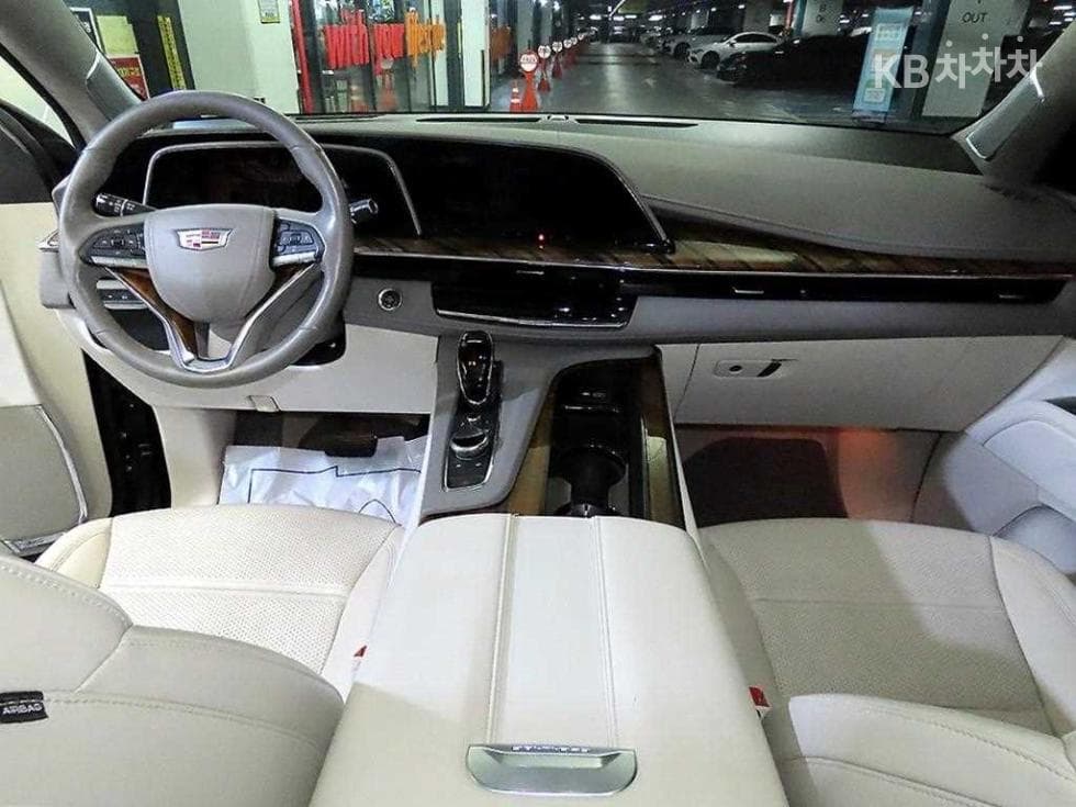 캐딜락 ESCALADE(5세대)6.2 V8 ESV Sport Platinum - 10