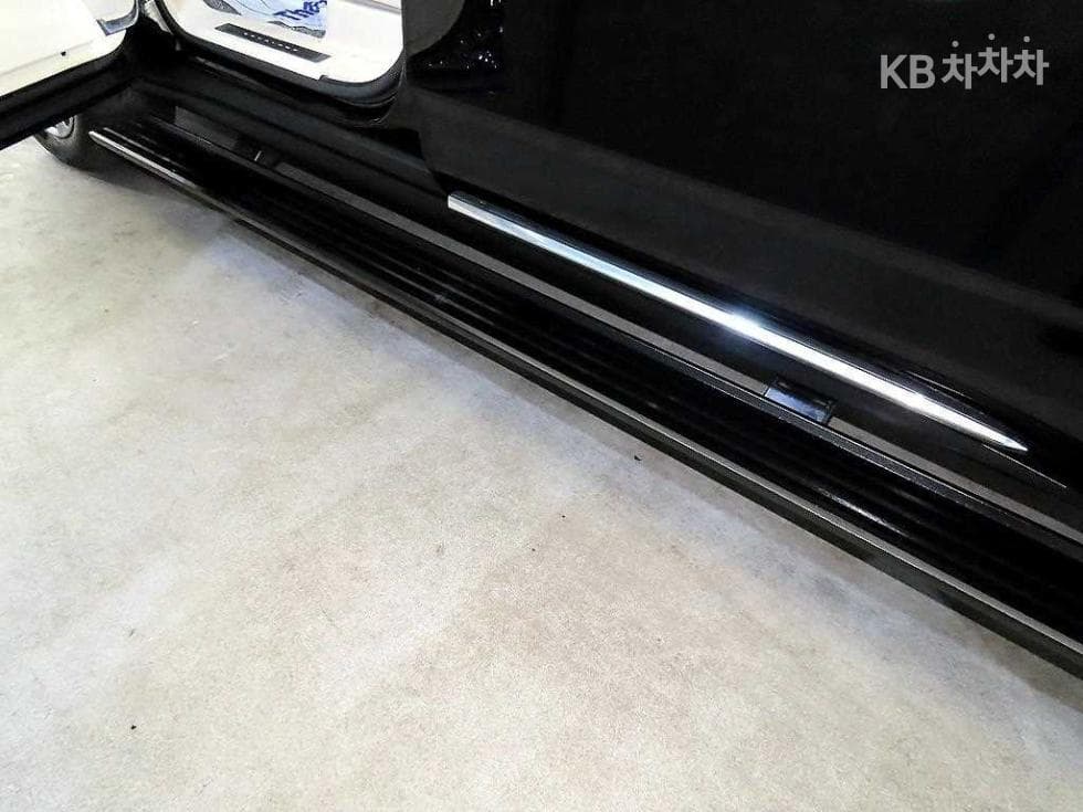 캐딜락 ESCALADE(5세대)6.2 V8 ESV Sport Platinum - 16