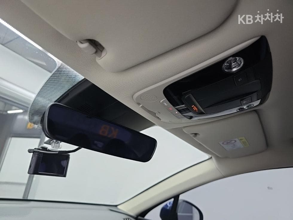 Kia K5 3rd Gen1.6 Gasoline Turbo Noblesse - 15